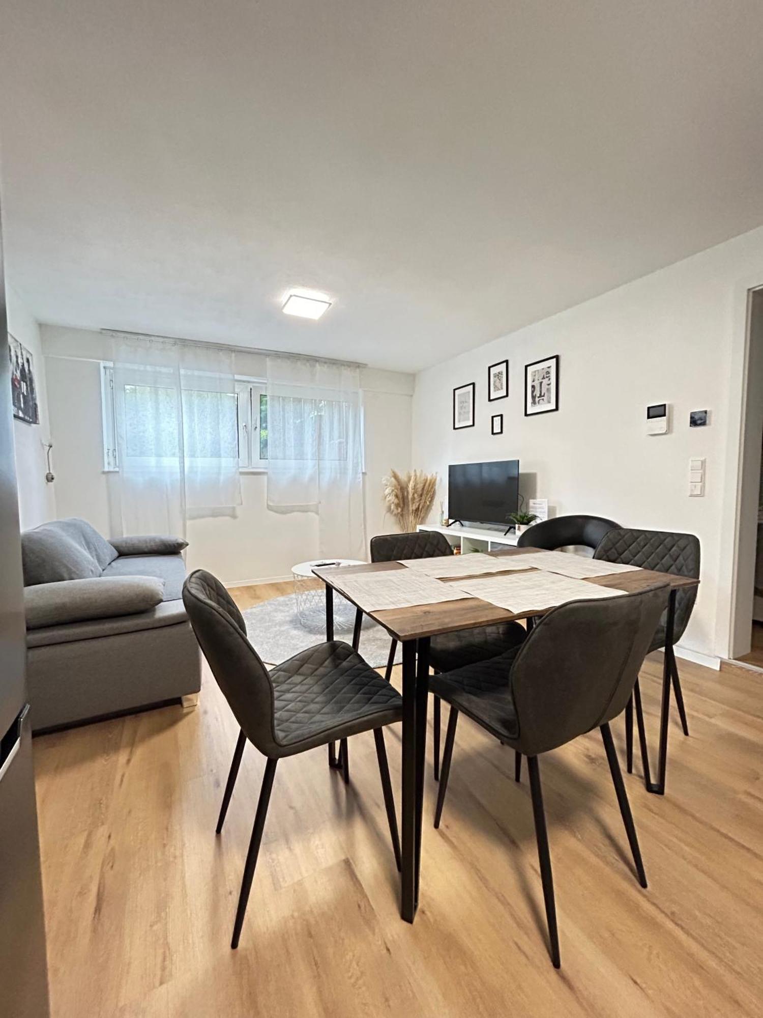 Souterrainwohnung - Remseck Am Neckar Dış mekan fotoğraf